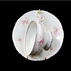 Mikasa VERSAILLES 9344 Footed Cup Saucer Set Fine China Pink Roses Silver Trim